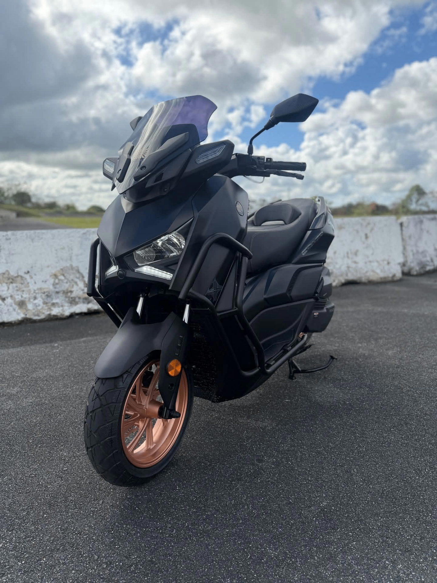 Scooter Maxuma 200